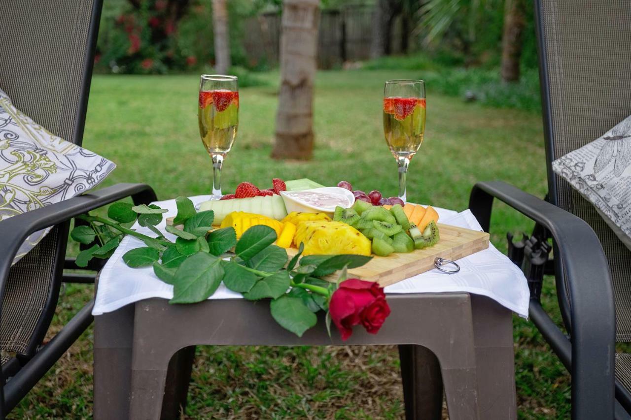 Three Oaks And An Aloe Boutique Hotel Hartbeespoort Exterior photo